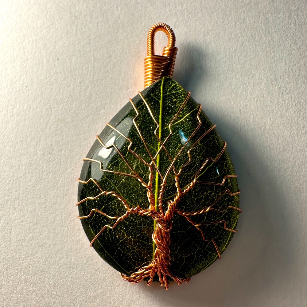 Green Resin Leaf Wire Wrapped Pendant